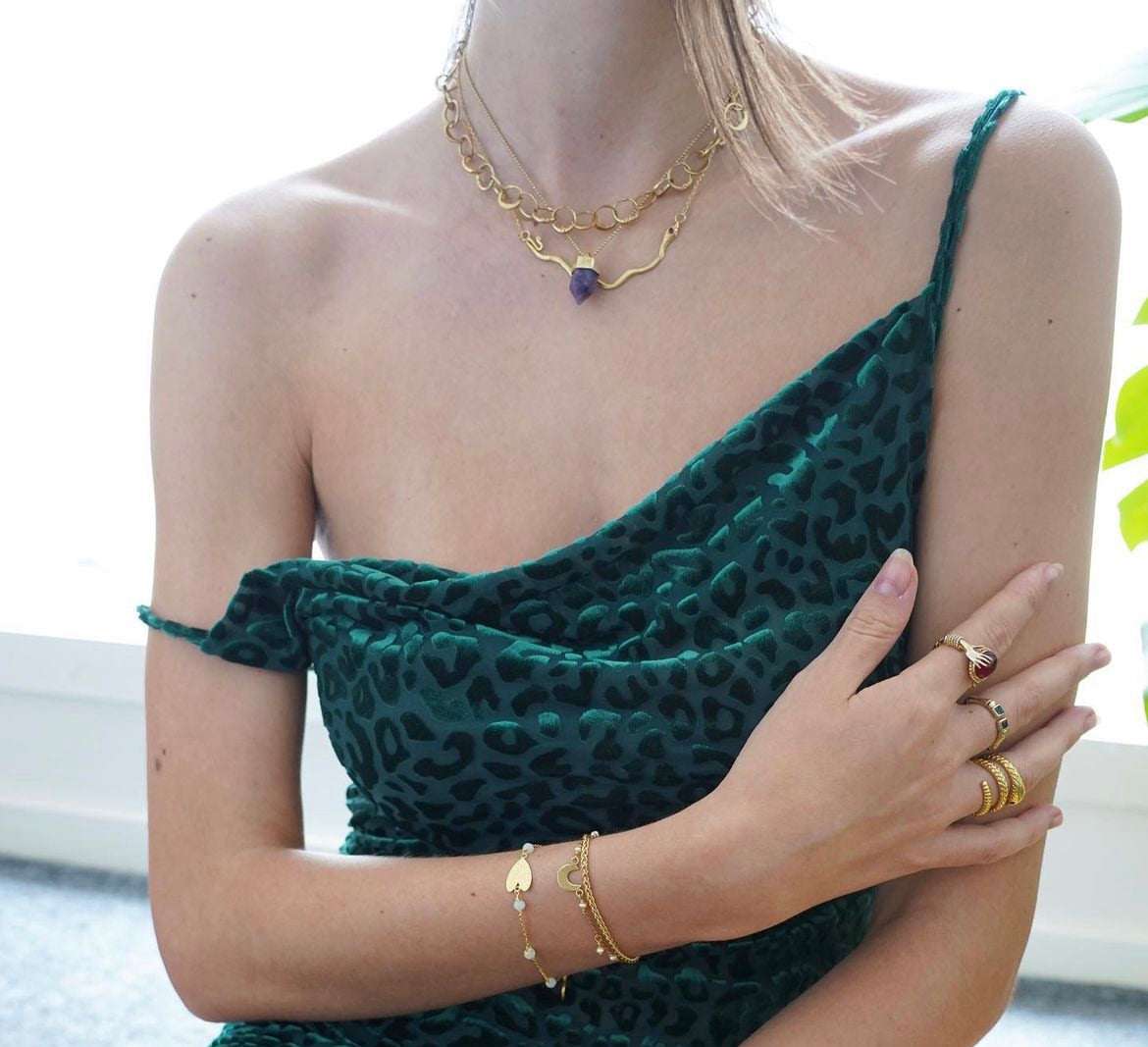 Moon and pearl gold bracelet