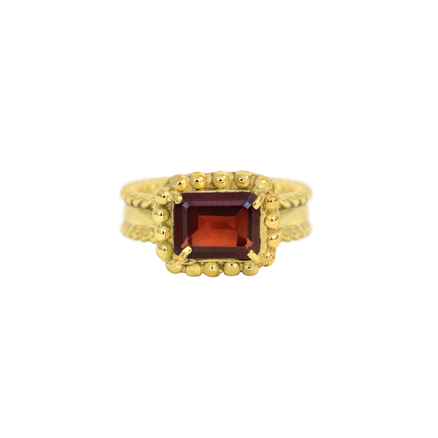 gold ring garnet